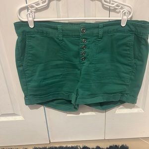 Button fly torrid green rolled cuff shorts size 16